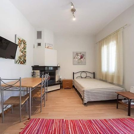 Mougkrasstudio Apartment Skala Rachoni  Bagian luar foto