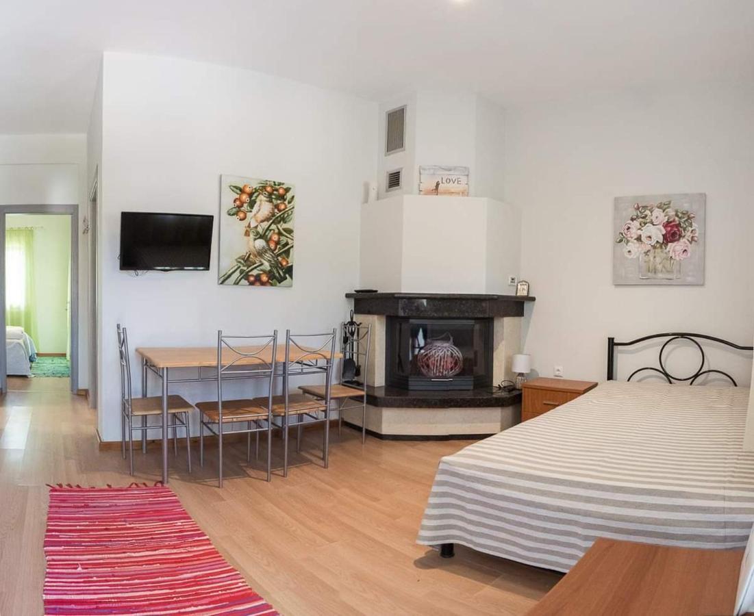Mougkrasstudio Apartment Skala Rachoni  Bagian luar foto